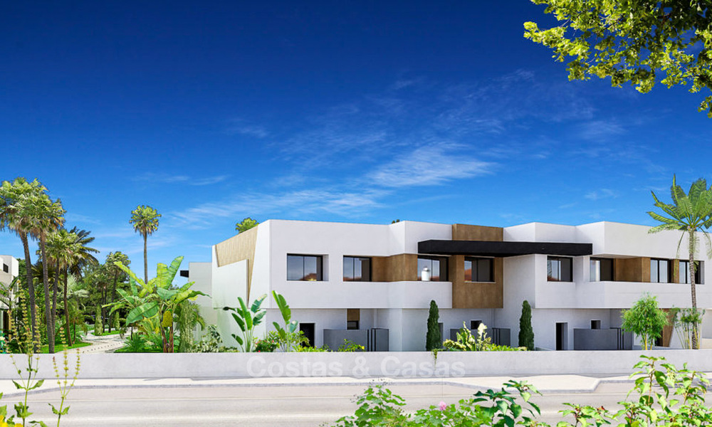 Nieuwe moderne huizen te koop in Nueva Andalucia - Marbella op wandelafstand van Puerto Banus. 4494