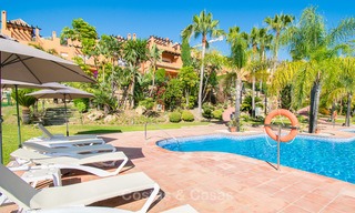Stijlvol gerenoveerde schakelvilla´s te koop, Andalusische stijl, met uitzicht op zee, instapklaar, Benahavis, Marbella 5985 
