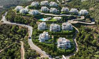 Moderne luxe appartementen te koop in een nieuwbouwproject met spectaculair zeezicht in Benahavis, Marbella 804262 