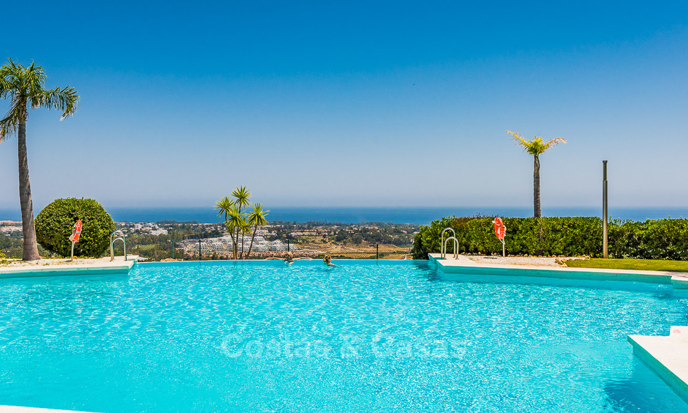 Nieuwe luxe appartementen in Andalusische stijl te koop, prachtig uitzicht op zee, Benahavis - Marbella 5067