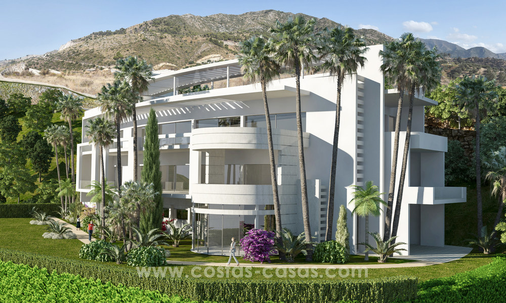 Moderne hedendaagse luxe appartementen met adembenemend zeezicht te koop, op korte rijafstand van het centrum van Marbella. 4907
