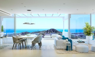 Moderne hedendaagse luxe appartementen met adembenemend zeezicht te koop, op korte rijafstand van het centrum van Marbella. 4886 