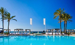 Nieuwe moderne luxe appartementen met zeezicht te koop, Marbella. Op loopafstand van golf en strand. 5124 