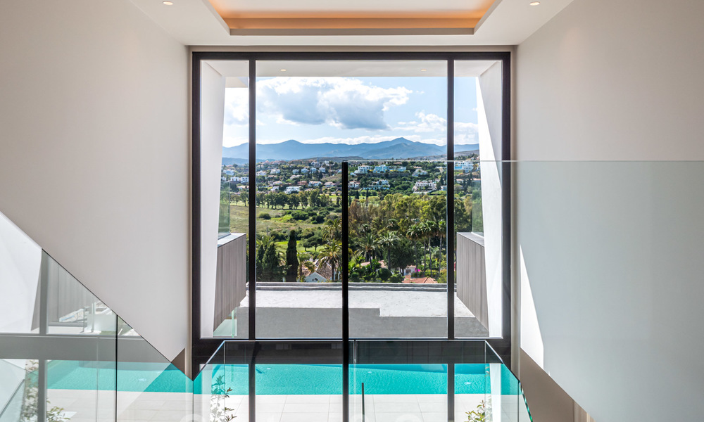 Exclusieve moderne luxe villa's te koop, New Golden Mile, tussen Marbella en Estepona 25338