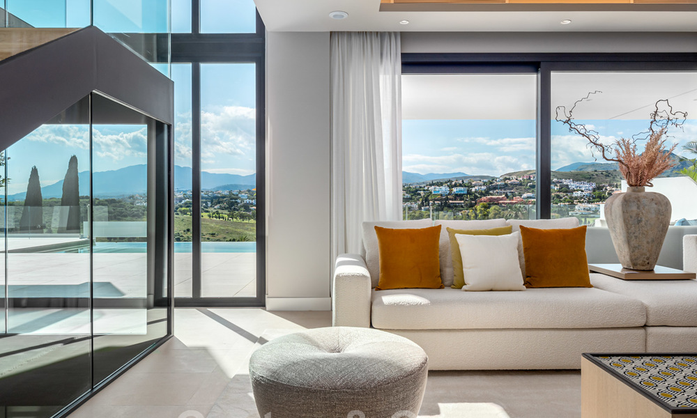 Exclusieve moderne luxe villa's te koop, New Golden Mile, tussen Marbella en Estepona 25339
