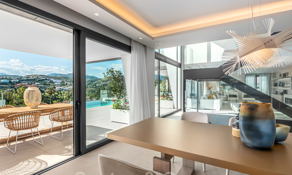 Exclusieve moderne luxe villa's te koop, New Golden Mile, tussen Marbella en Estepona 25360