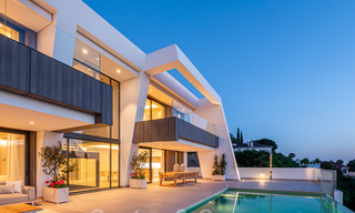 Exclusieve moderne luxe villa's te koop, New Golden Mile, tussen Marbella en Estepona 25374 
