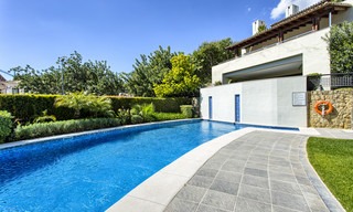 Ruim en elegant modern luxe appartement te koop, Golden Mile, Marbella 5233 