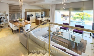 Ruime en aantrekkelijke gerenoveerde villa met zeezicht te koop, La Duquesa, Manilva, Costa del Sol 5541 