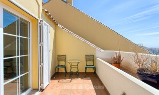 Zeer ruim en gezellig luxe penthouse appartement te koop, Estepona centrum 5648 