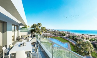 Moderne luxe appartementen te koop, nabij het strand, met golf- en zeezicht, Casares, Costa del Sol 5787 
