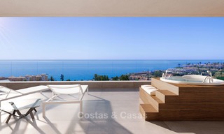 Zonnige en moderne luxe appartementen te koop, met onbelemmerd uitzicht op zee, Fuengirola, Costa del Sol 5838 