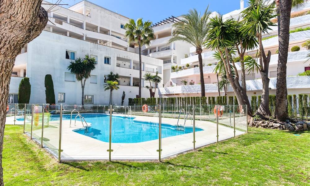 Gezellig en helder appartement te koop, recentelijk gerenoveerd, Nueva Andalucía, Marbella 6027