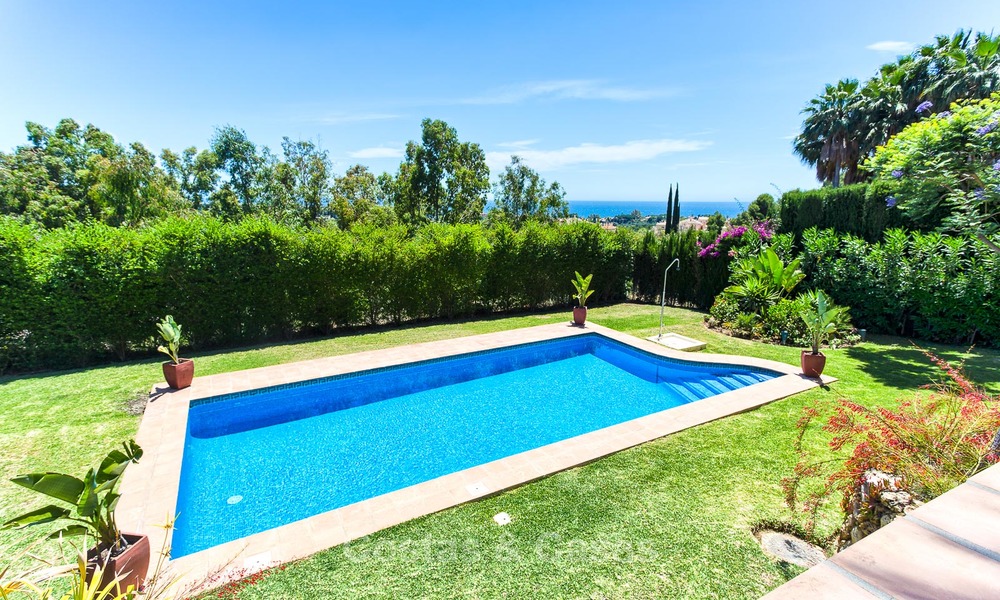 Designer villa in Andalusische stijl te koop, prachtig uitzicht op zee, nabij golf en strand, Marbella 6063