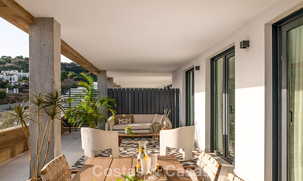Nieuwe appartementen in een 5-sterren boutique resort te koop in Marbella met schitterend zeezicht 802785