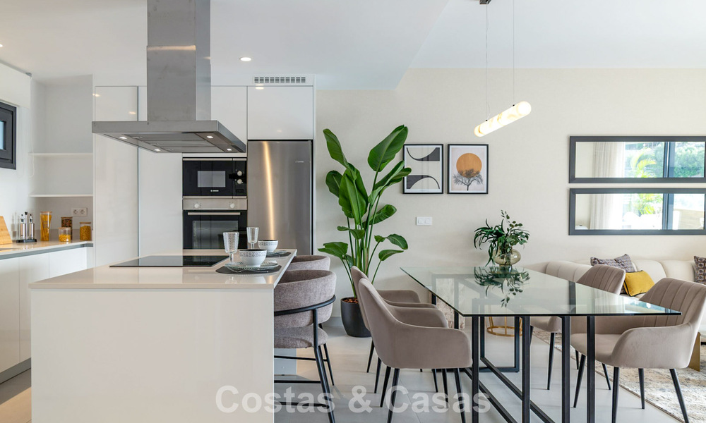 Nieuwe appartementen in een 5-sterren boutique resort te koop in Marbella met schitterend zeezicht 802789