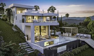 Innovatieve, milieubewuste luxe villa in eigentijdse architectuur te koop, direct aan de golfbaan in Nueva Andalucia, Marbella 14060 