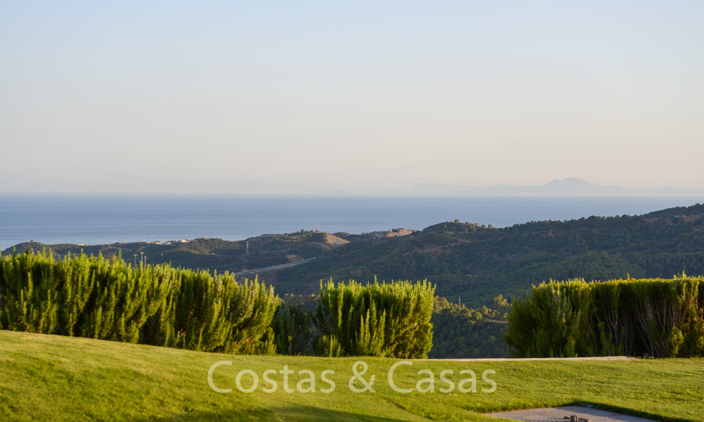 Majestueuze luxe villa in landelijke omgeving te koop, met prachtig panoramisch uitzicht op zee en de bergen in Benahavis - Marbella 6324