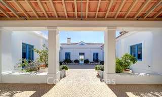 Majestueuze luxe villa in landelijke omgeving te koop, met prachtig panoramisch uitzicht op zee en de bergen in Benahavis - Marbella 6331 
