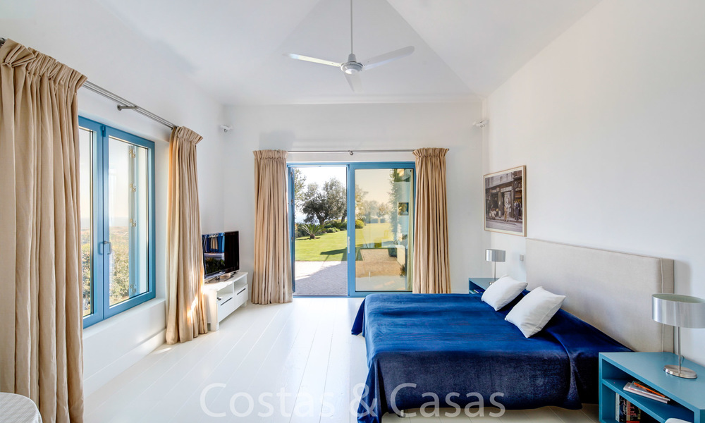 Majestueuze luxe villa in landelijke omgeving te koop, met prachtig panoramisch uitzicht op zee en de bergen in Benahavis - Marbella 6334