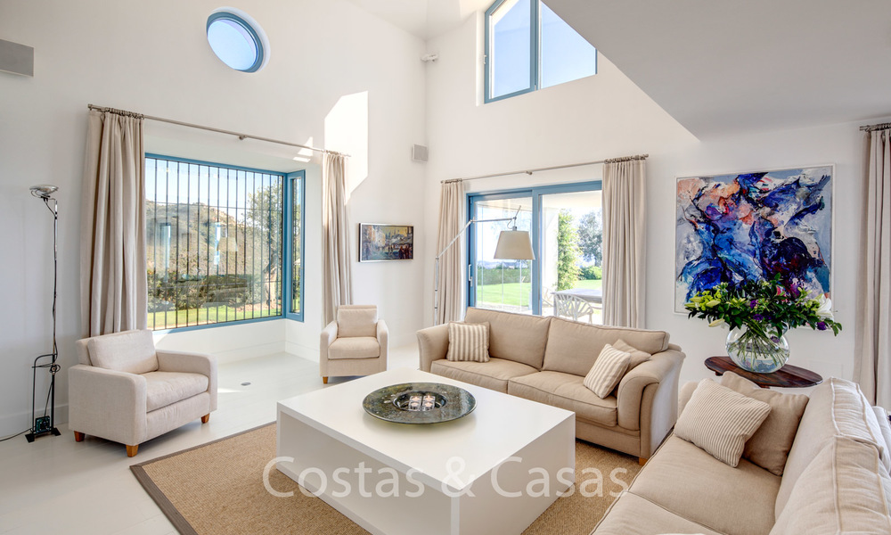 Majestueuze luxe villa in landelijke omgeving te koop, met prachtig panoramisch uitzicht op zee en de bergen in Benahavis - Marbella 6336