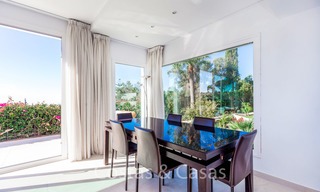 Elegante gerenoveerde villa in Andalusische stijl te koop, met panoramisch uitzicht op zee, Marbella oost 6365 