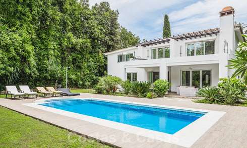 Prachtige gerenoveerde villa te koop in het hart van Nueva Andalucía’s golfvallei - Marbella 26636