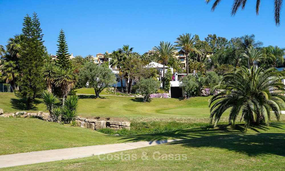 Moderne, luchtige en comfortabele luxe villa's te koop in een top golf resort, New Golden Mile, Marbella - Estepona 6656