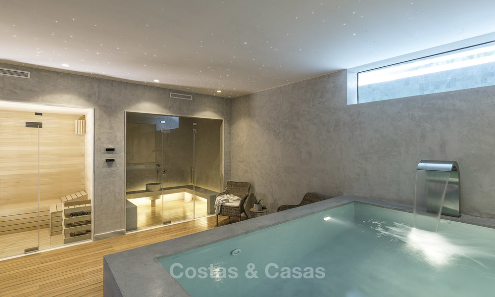 Schitterende nieuwe moderne luxe villa te koop, in een top golfresort, Benahavis - Marbella 17194