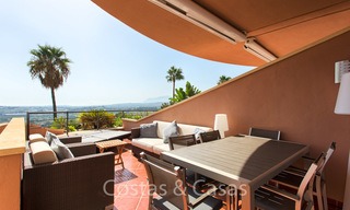 Te koop: Modern luxe appartement in een populair complex in het hart van Nueva Andalucia's Golfvallei - Marbella 6560 
