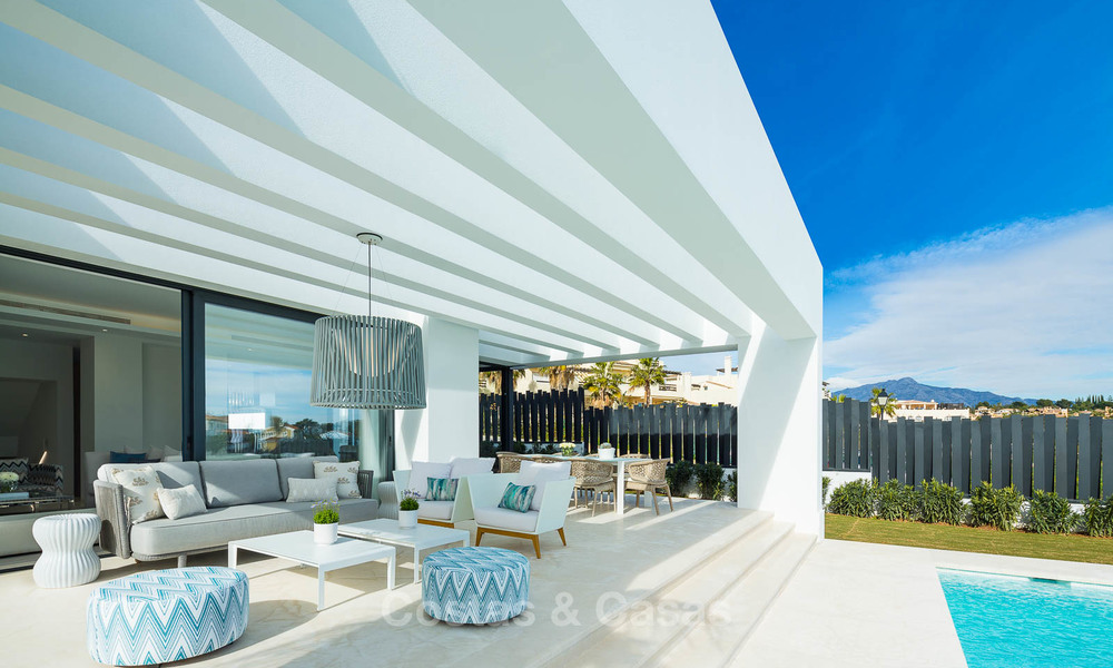Stijlvolle eigentijdse designer villa's te koop aan de New Golden Mile, Marbella - Estepona 6634