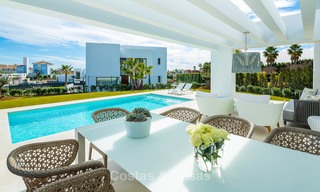 Stijlvolle eigentijdse designer villa's te koop aan de New Golden Mile, Marbella - Estepona 6637 