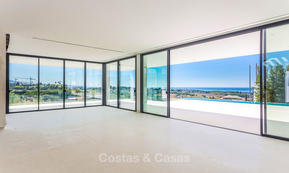 Majestueuze moderne villa met panoramisch zeezicht te koop, front-line golf, Benahavis - Marbella 6840