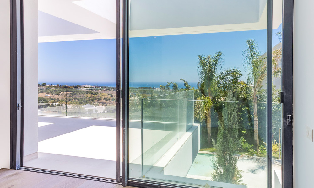 Majestueuze moderne villa met panoramisch zeezicht te koop, front-line golf, Benahavis - Marbella 6856