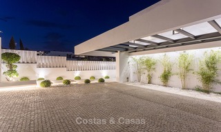 Majestueuze moderne villa met panoramisch zeezicht te koop, front-line golf, Benahavis - Marbella 6866 