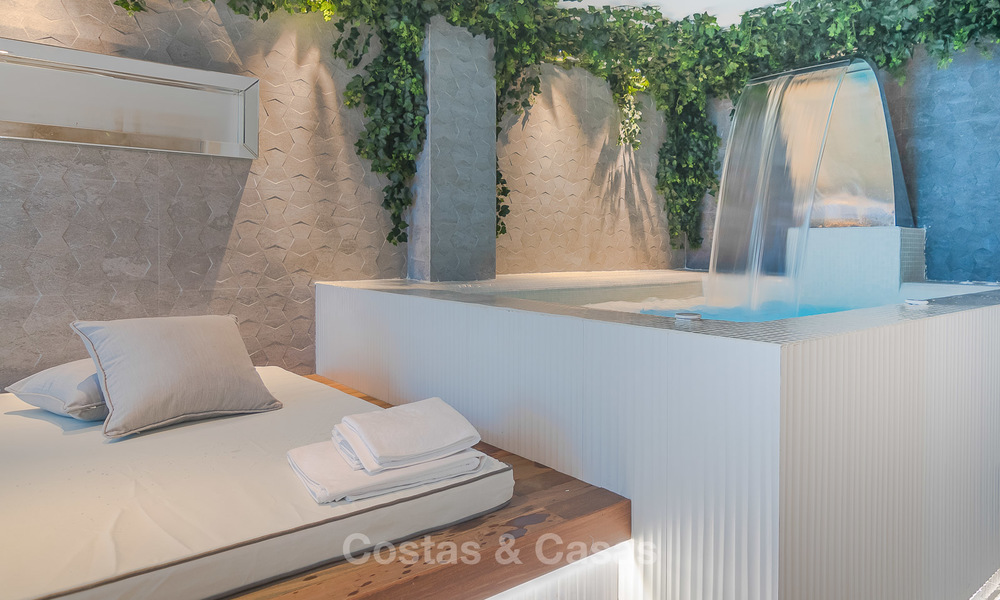 Weelderige nieuwbouw designer villa te koop in een exclusieve urbanisatie, Benahavis - Marbella 6890