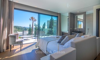 Weelderige nieuwbouw designer villa te koop in een exclusieve urbanisatie, Benahavis - Marbella 6942 