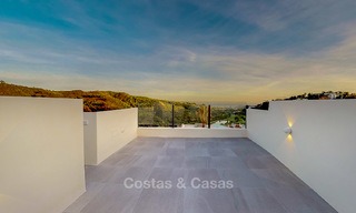 Weelderige nieuwbouw designer villa te koop in een exclusieve urbanisatie, Benahavis - Marbella 6946 