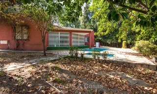 Te renoveren villa op een grote kavel te koop, spectaculaire toplocatie - Golden Mile, Marbella 6986 