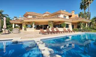 Prachtige rustieke luxe villa met adembenemend uitzicht op zee en de bergen - Golf Valley, Nueva Andalucia, Marbella 7238 