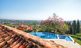 Prachtige rustieke luxe villa met adembenemend uitzicht op zee en de bergen - Golf Valley, Nueva Andalucia, Marbella 7278 
