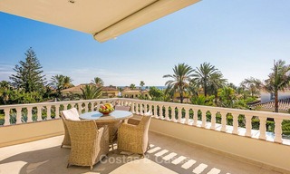 Oogstrelende luxueuze villa in Mediterrane stijl te koop, loopafstand strand, Oost Marbella 7421 