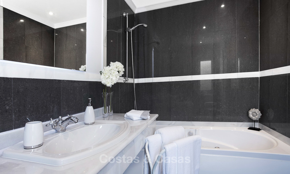 Elegante nieuwe villa's met zeezicht te koop, eerstelijn golf, instapklaar - New Golden Mile, Marbella - Estepona 7568