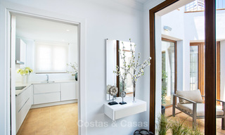 Elegante nieuwe villa's met zeezicht te koop, eerstelijn golf, instapklaar - New Golden Mile, Marbella - Estepona 7570 