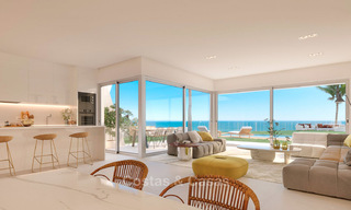 Prachtige nieuwe eigentijdse schakelvilla´s met uitzicht op zee te koop, in een prestigieus resort - Mijas Costa, Costa del Sol 7630 