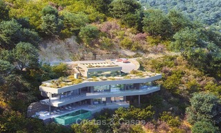 Oogstrelende nieuwe moderne villa met adembenemend uitzicht op zee en de vallei te koop - Benahavis, Marbella 7643 