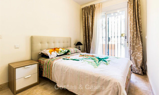 Recentelijk gerenoveerde schakelvilla in Andalusische stijl te koop, vlakbij golfbaan, Benahavis, Marbella 7672 