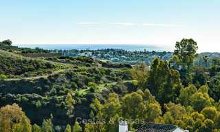 Ruim, licht en modern luxe penthouse te koop met golf- en zeezicht in Marbella - Benahavis 7820 