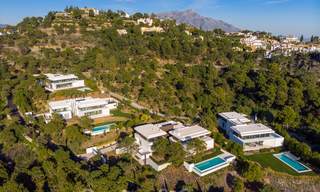 Nieuwe eigentijdse luxe villa's met zeezicht te koop, in een exclusieve urbanisatie in Benahavis - Marbella 21656 