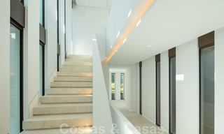 Nieuwe eigentijdse luxe villa's met zeezicht te koop, in een exclusieve urbanisatie in Benahavis - Marbella 21658 